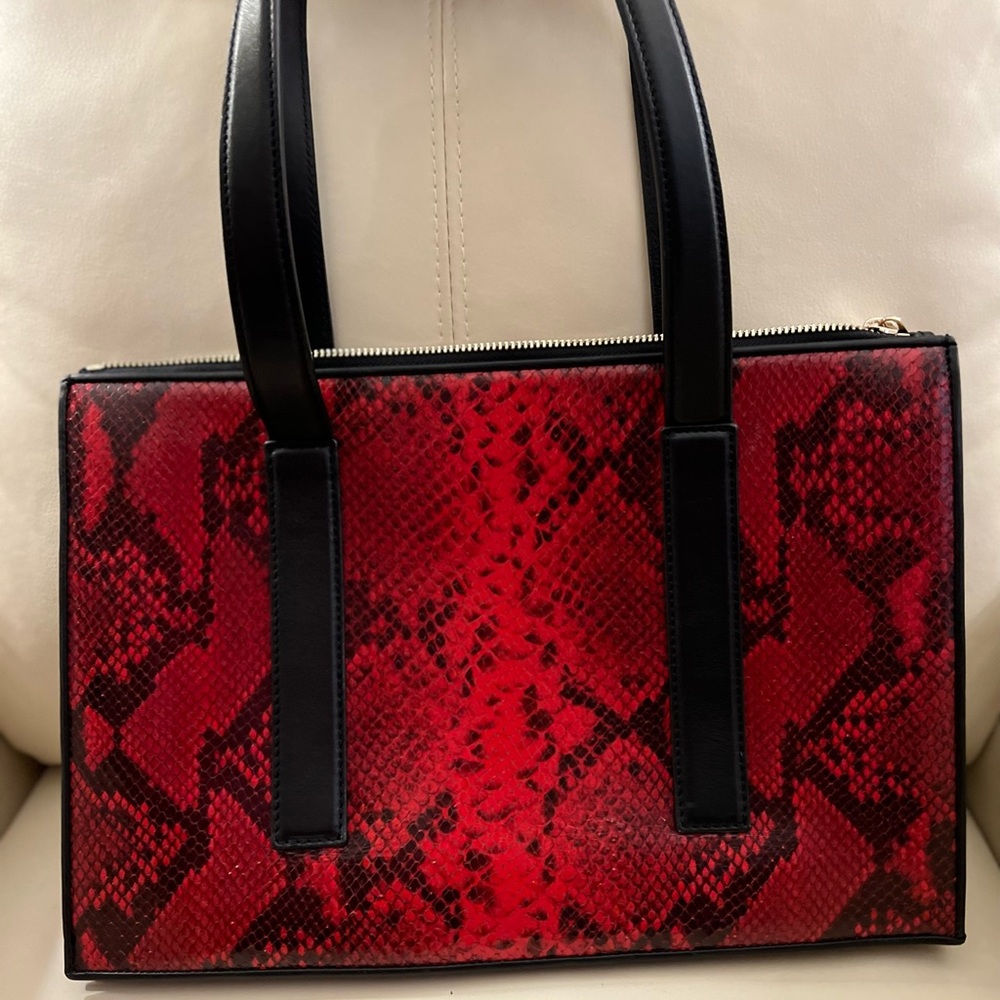 Paul Smith , shoulder pocketbook .
